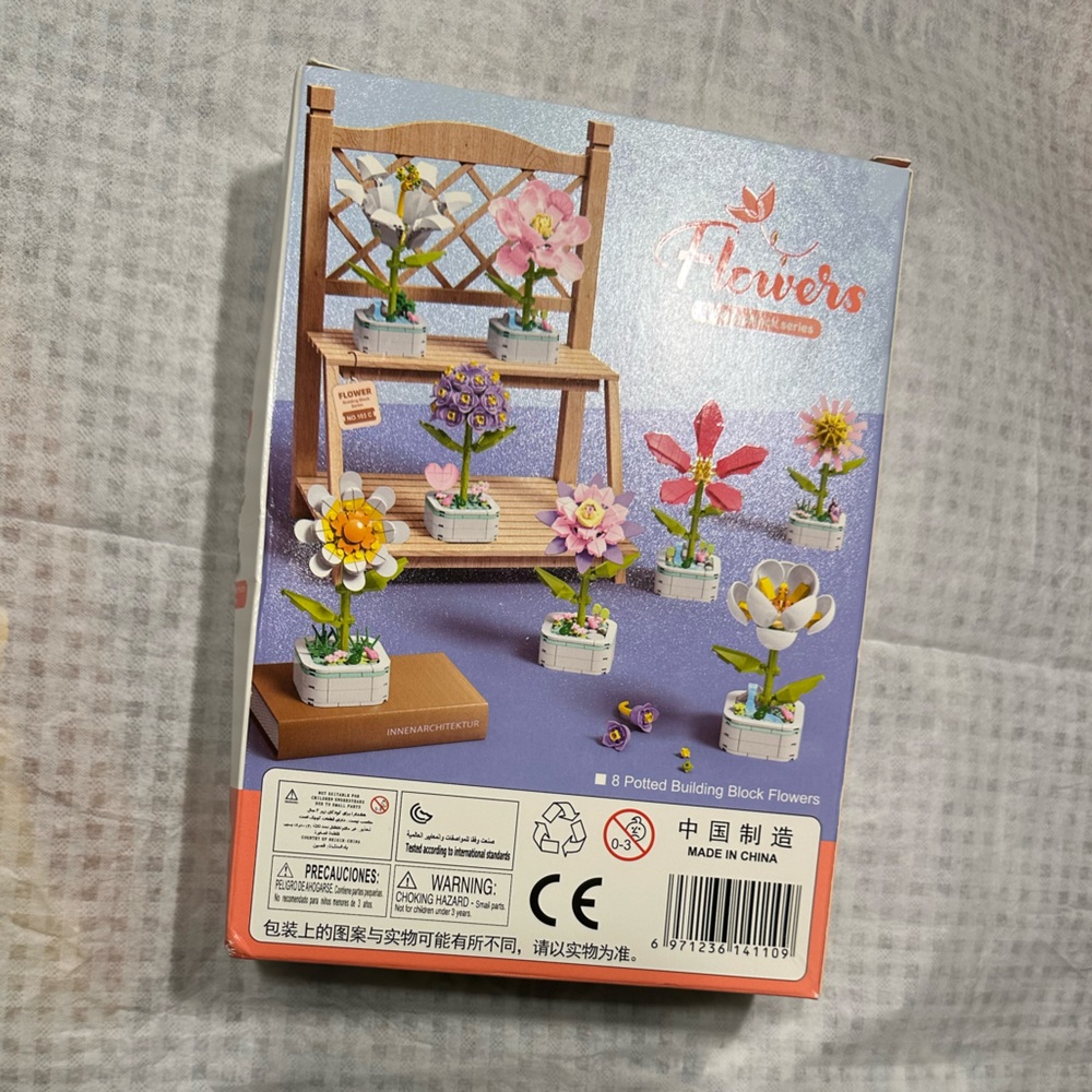 Creative Flower Building Block Kit - Picture 3 of 3